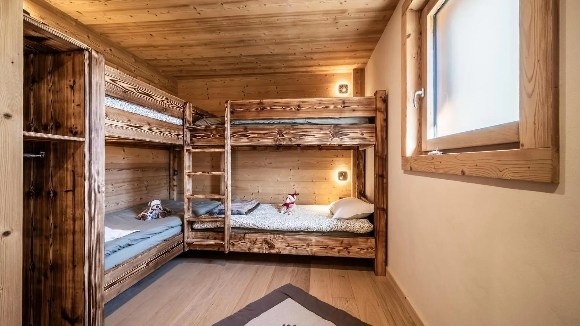 Le Chalet Des Praz 아봉당스