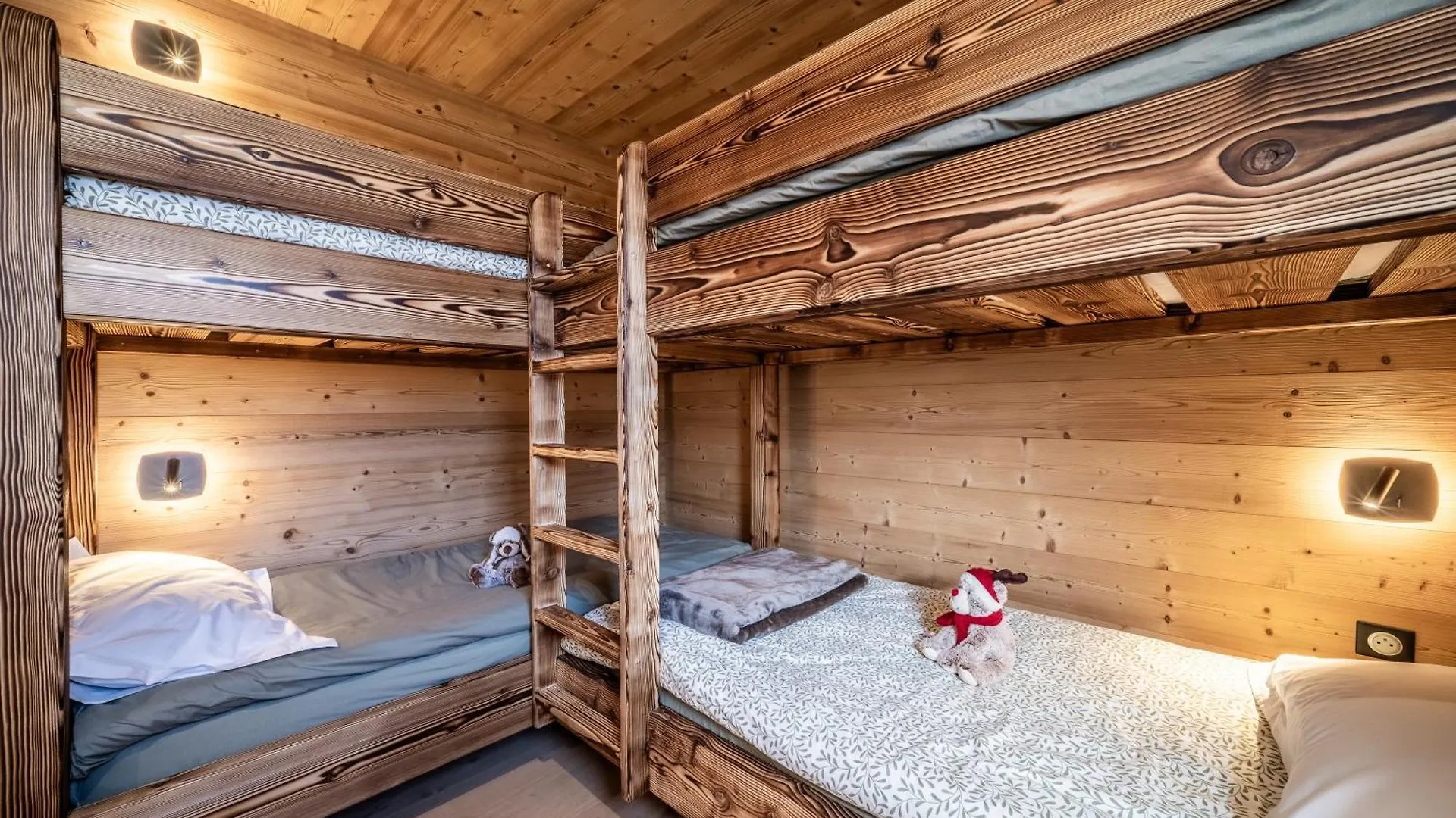 Le Chalet Des Praz 아봉당스 0*,